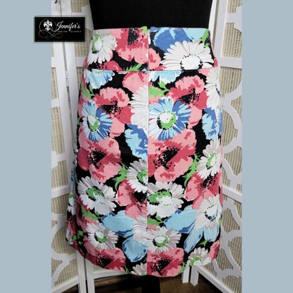 Talbots Women's Textured Floral Wide Band Pencil Skirt Size 8 - Picture 4 of 9